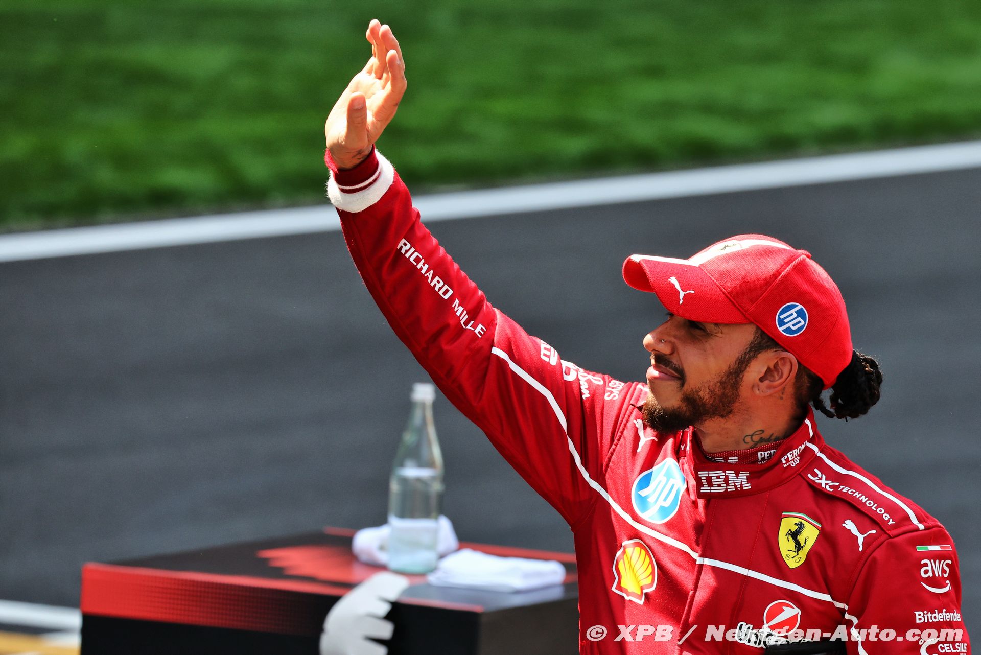 Ferrari, Hamilton 'above all (…)