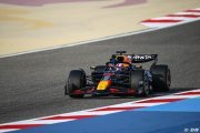 Red Bull admits new and old cars 'very similar'
